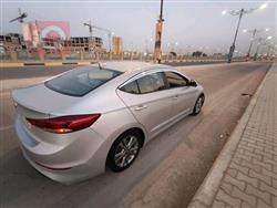 هیۆندای ئەلەنترا